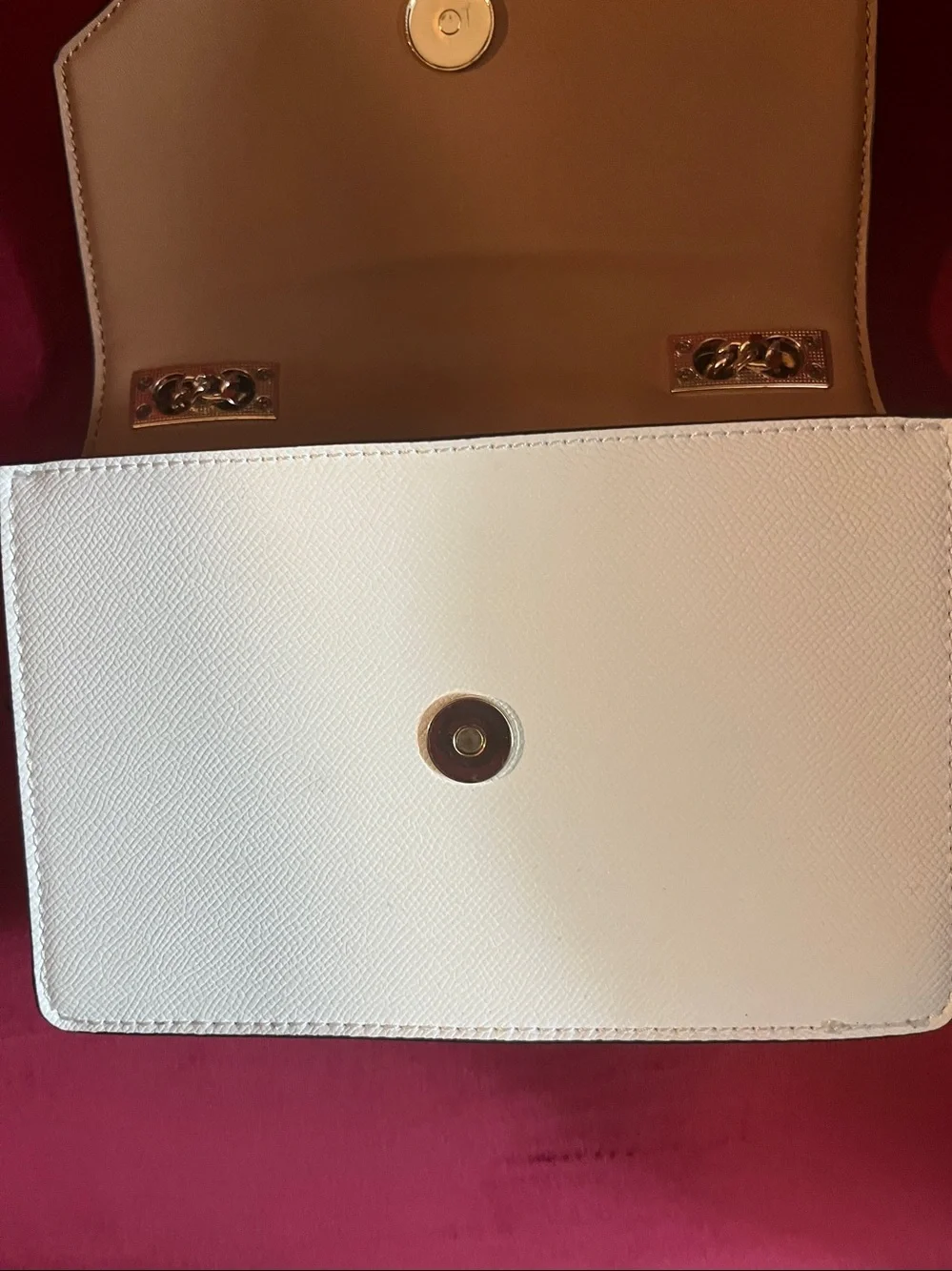 Aldo White Shoulder Bag with Gold Chain and Brown Trim